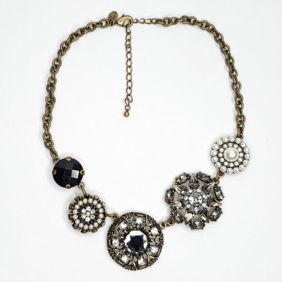Lia Sophia Statement Bib Necklace & Pendant Black Smokey Gray Pearl Rhinestone - Picture 2 of 8